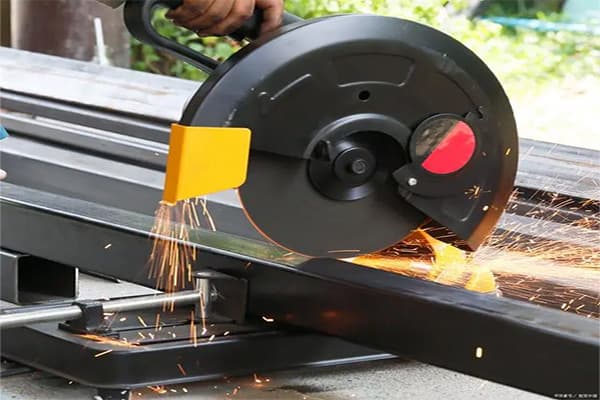 How to Choosing the Right Cutting Machine